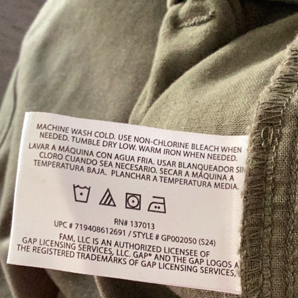 GAP Classic Twill green pants. NWT - Picture 6 of 7